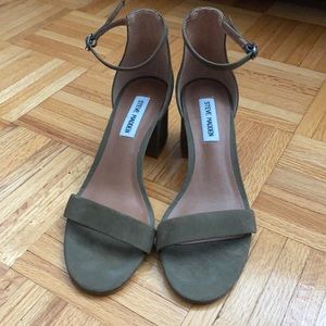 Like New Green Steven Madden Heels